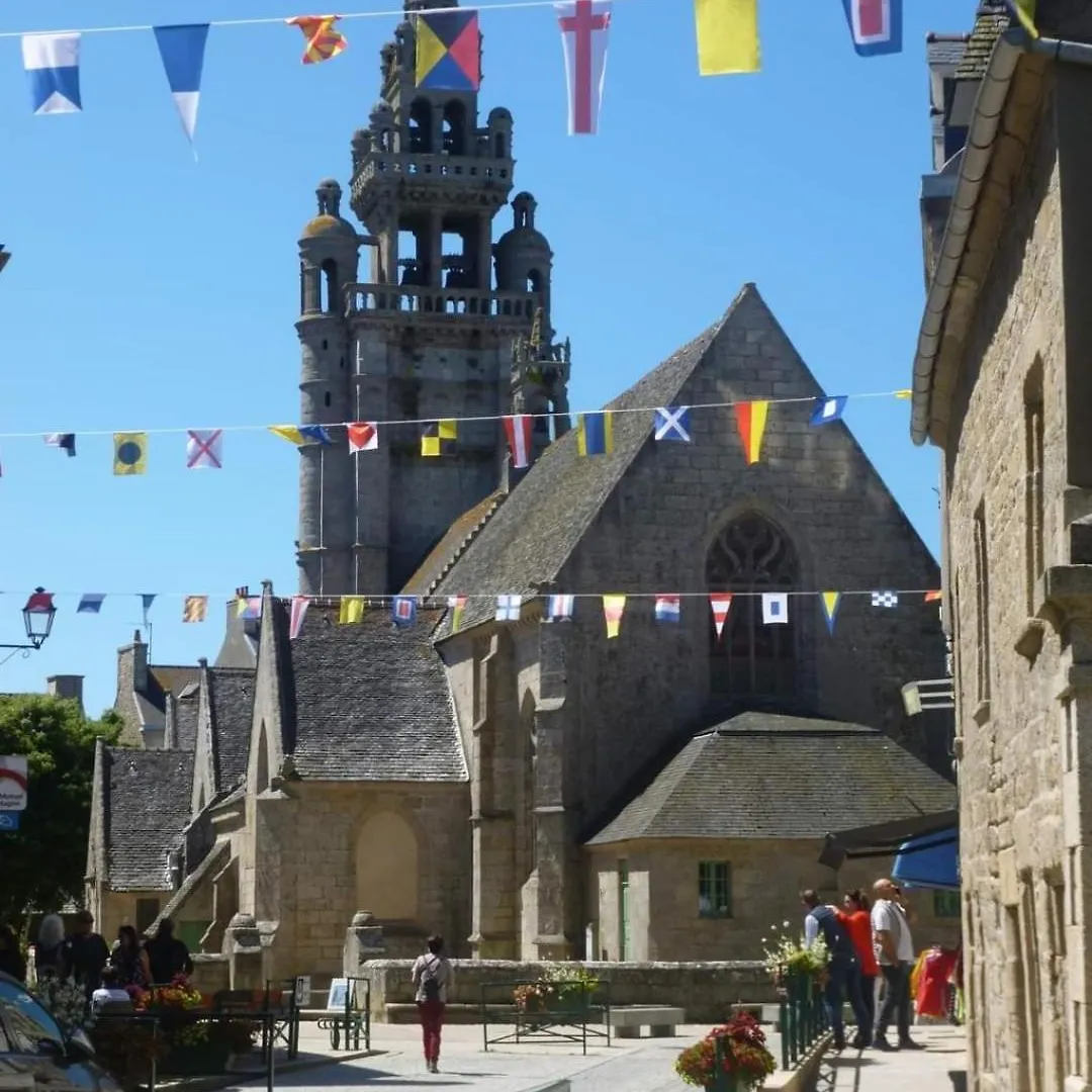 Apartment Roscoff 2 Pieces Classe 2 Etoiles Et Terrasse Centre Historique