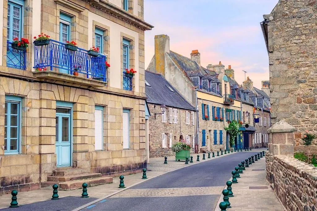 Roscoff 2 Pieces Classe 2 Etoiles Et Terrasse Centre Historique