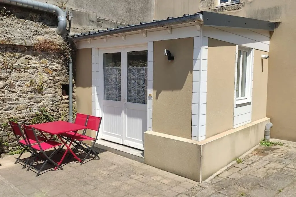 Apartment Roscoff 2 Pieces Classe 2 Etoiles Et Terrasse Centre Historique